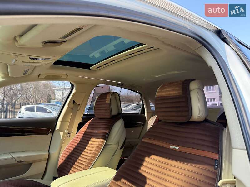 Седан Audi A8 2012 в Хмельницком