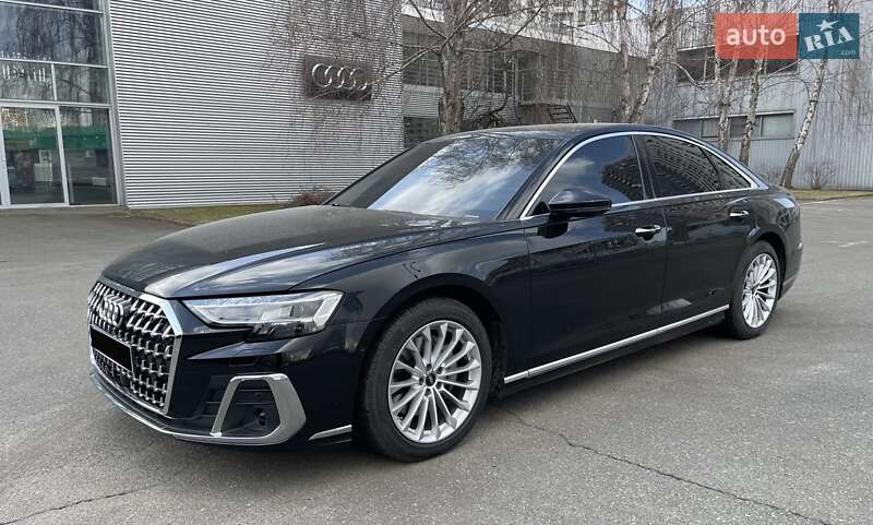 Audi A8 2025