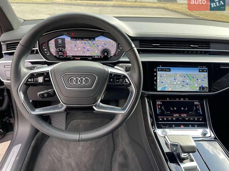 Седан Audi A8 2025 в Києві