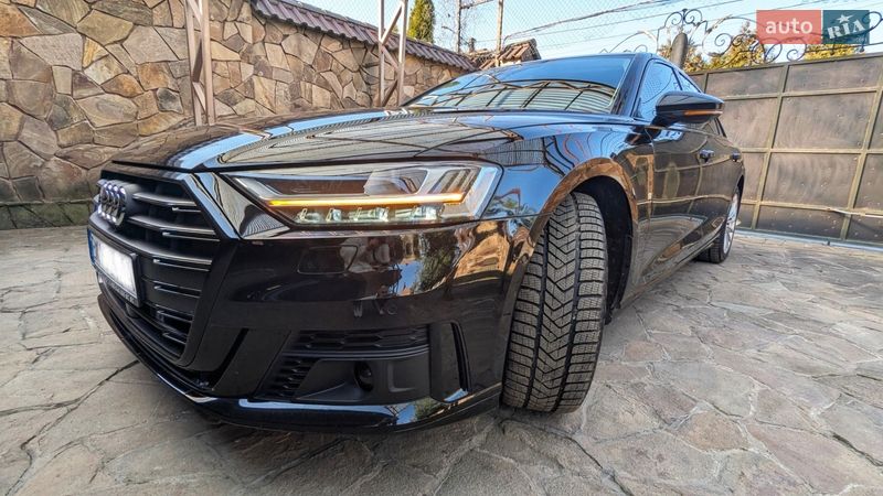 Седан Audi A8 2020 в Ровно