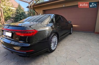 Седан Audi A8 2020 в Ровно