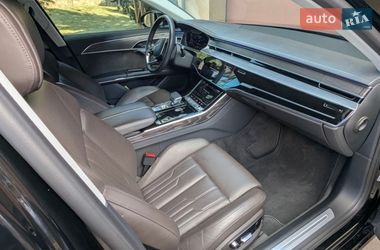 Седан Audi A8 2020 в Ровно