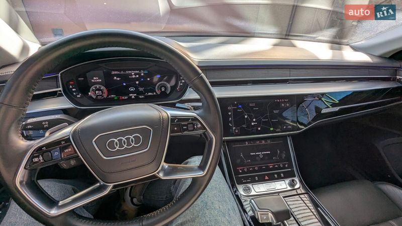 Седан Audi A8 2020 в Ровно