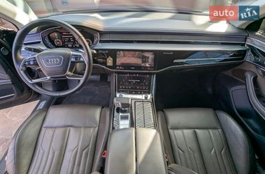 Седан Audi A8 2020 в Ровно