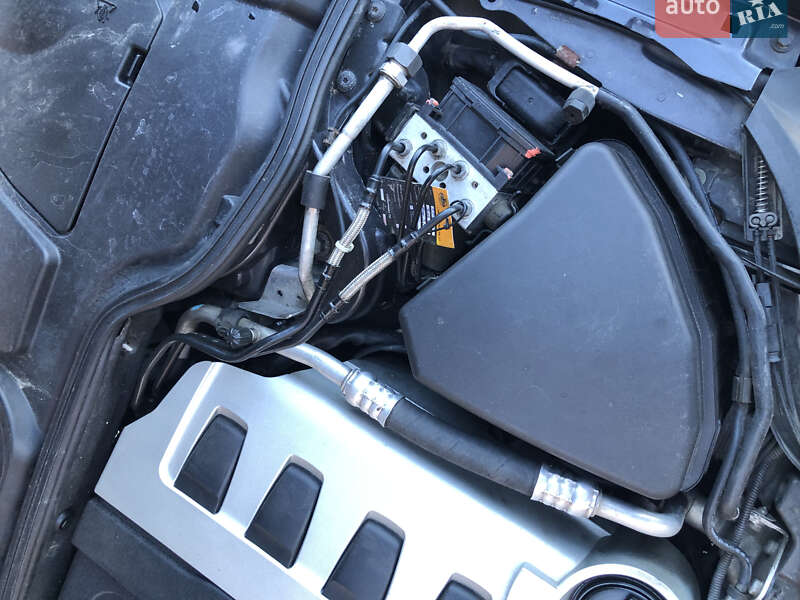 Седан Audi A8 2006 в Одессе