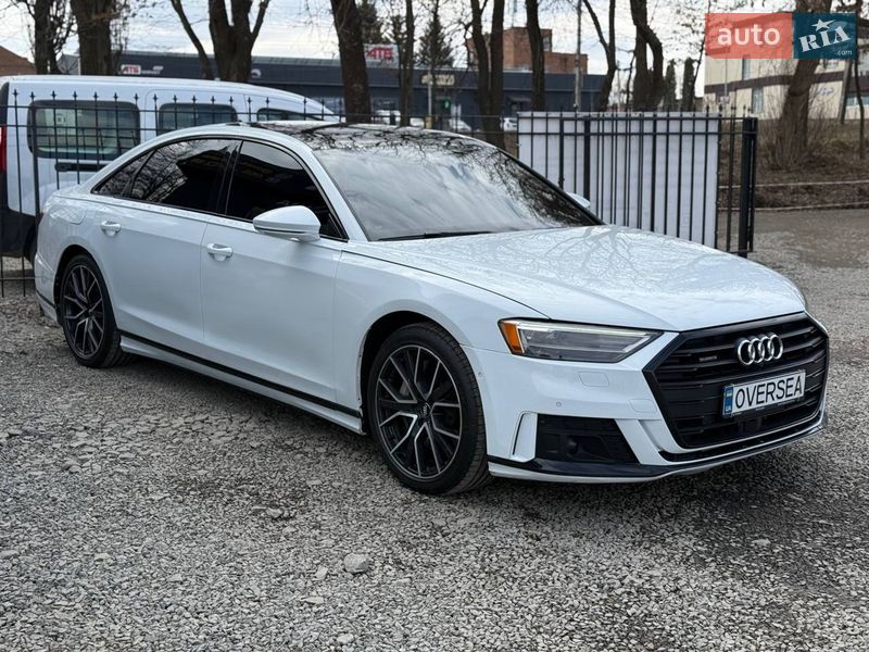 Седан Audi A8 2020 в Хмельницькому