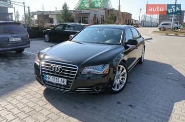 Седан Audi A8 2013 в Ровно