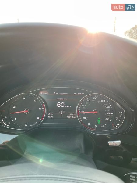 Седан Audi A8 2013 в Кропивницком