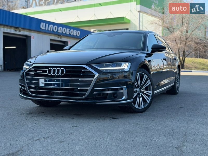 Седан Audi A8 2018 в Києві