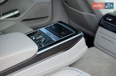 Седан Audi A8 2018 в Києві