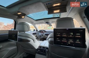 Седан Audi A8 2018 в Києві