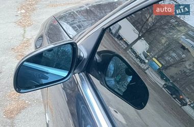 Седан Audi A8 2004 в Днепре