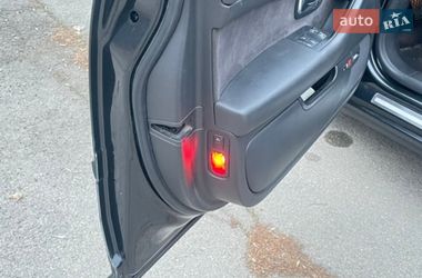 Седан Audi A8 2004 в Днепре