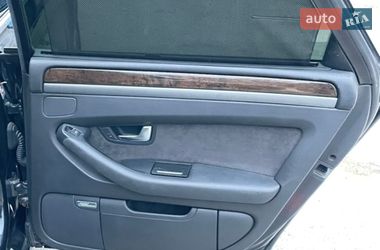 Седан Audi A8 2004 в Днепре