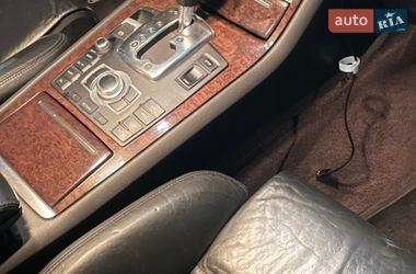 Седан Audi A8 2004 в Днепре