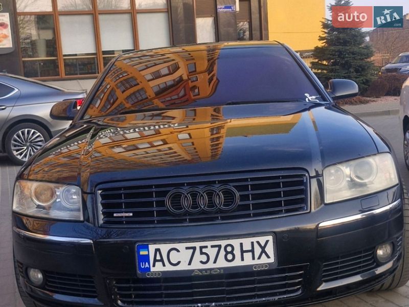 Седан Audi A8 2004 в Луцке