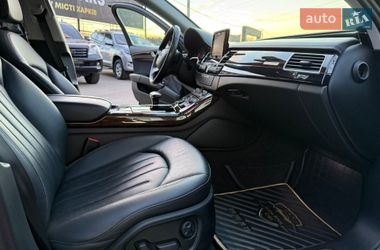 Седан Audi A8 2017 в Харкові