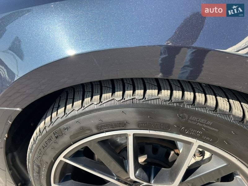 Седан Audi A8 2019 в Полтаве
