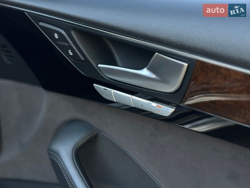 Седан Audi A8 2015 в Стрию фото 46 Седан Audi A8 2015 в Стрию