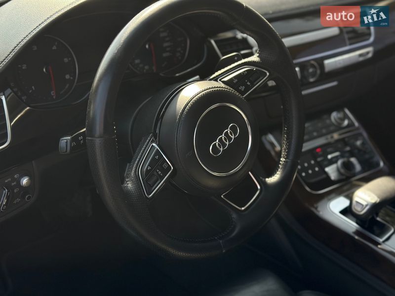 Седан Audi A8 2015 в Стрию фото 29 Седан Audi A8 2015 в Стрию
