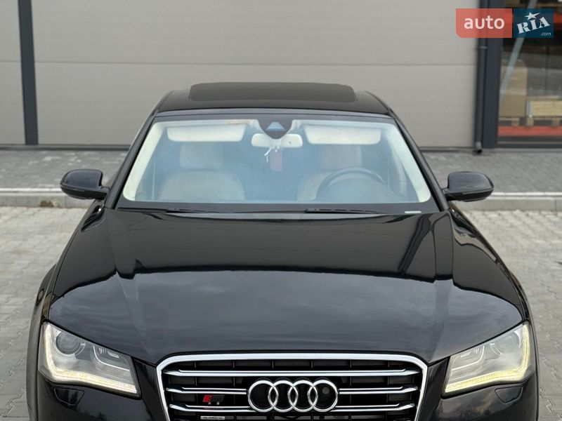 Седан Audi A8 2011 в Ивано-Франковске