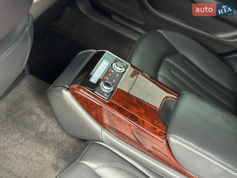 Седан Audi A8 2012 в Николаеве