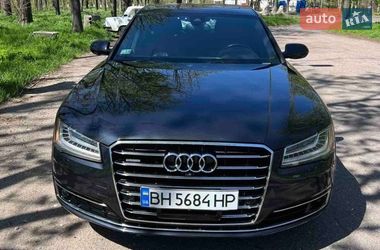 Седан Audi A8 2016 в Одесі