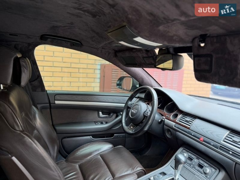 Седан Audi A8 2006 в Киеве
