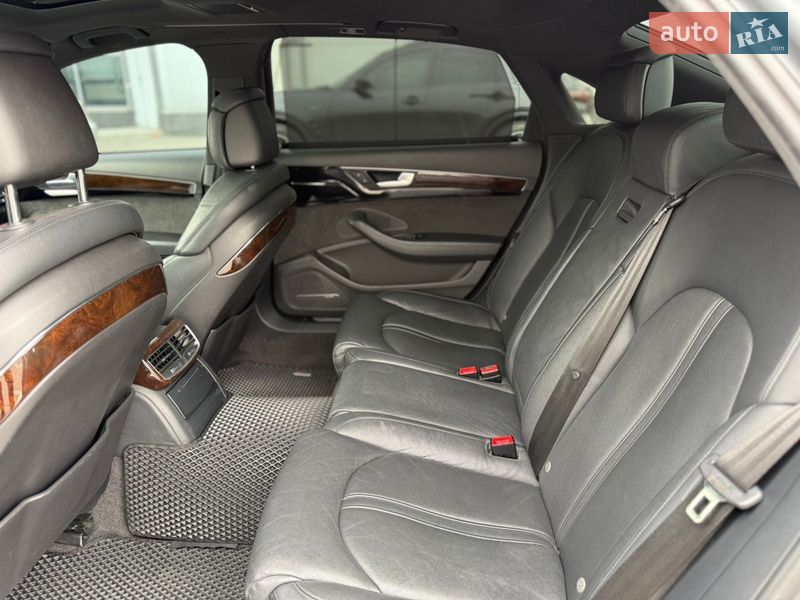 Седан Audi A8 2014 в Киеве