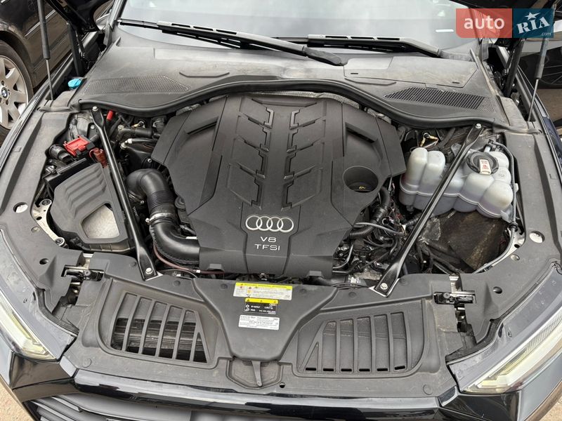 Седан Audi A8 2020 в Виннице