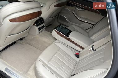 Седан Audi A8 2020 в Виннице