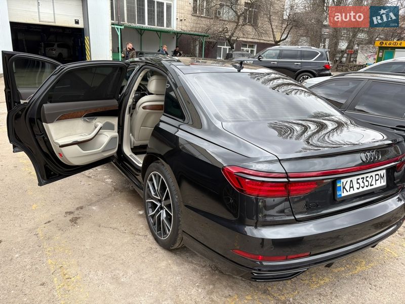 Седан Audi A8 2020 в Виннице