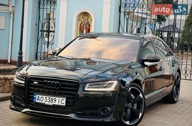 Седан Audi A8 2015 в Киеве