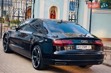 Седан Audi A8 2015 в Киеве