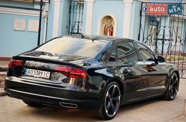 Седан Audi A8 2015 в Киеве