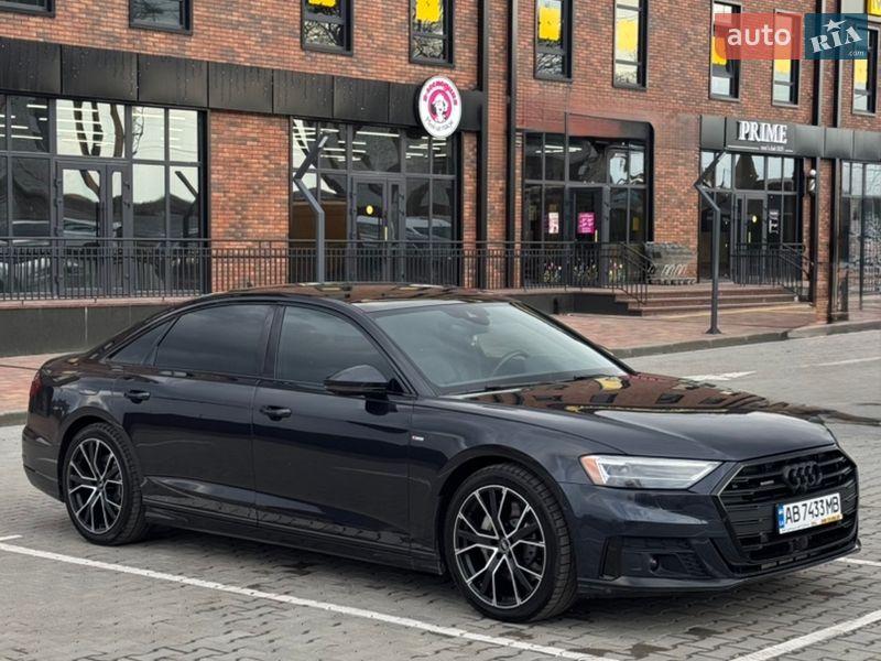 Седан Audi A8 2021 в Виннице