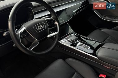 Седан Audi A8 2021 в Виннице
