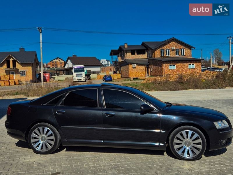 Седан Audi A8 2004 в Львове