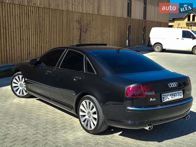 Седан Audi A8 2004 в Львове