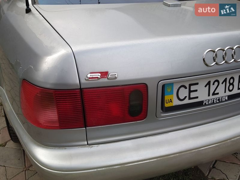 Седан Audi A8 1997 в Черновцах