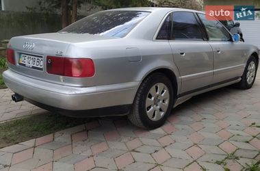 Седан Audi A8 1997 в Чернівцях