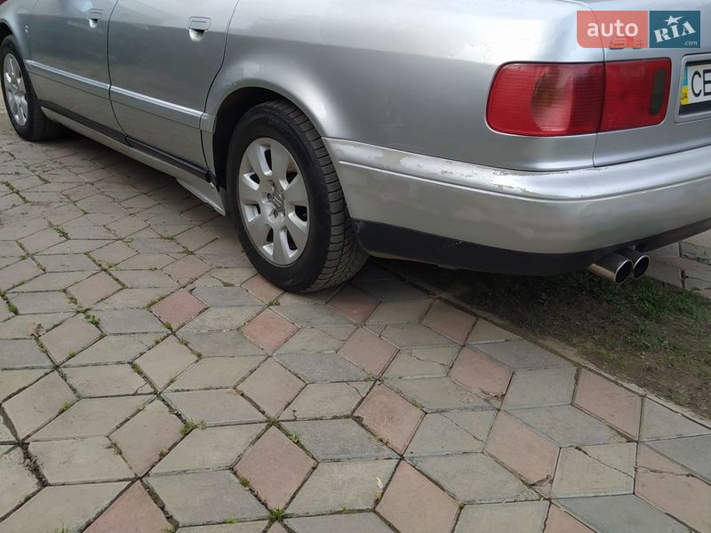 Седан Audi A8 1997 в Черновцах