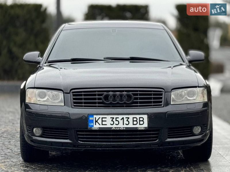 Седан Audi A8 2005 в Днепре