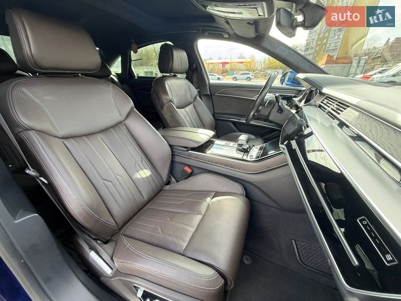 Седан Audi A8 2018 в Києві фото 47 Седан Audi A8 2018 в Києві