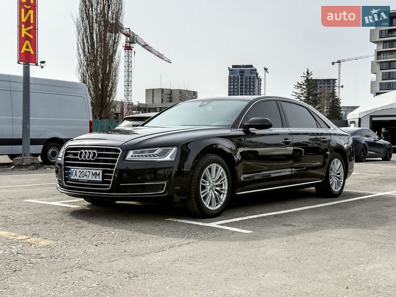 Седан Audi A8 2014 в Киеве