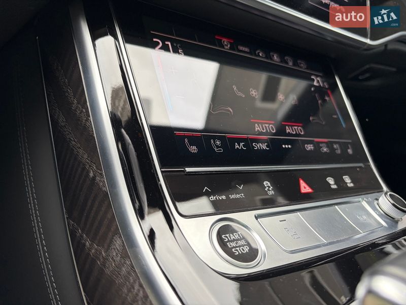 Седан Audi A8 2020 в Києві