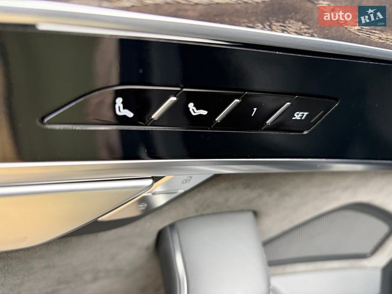 Седан Audi A8 2020 в Києві