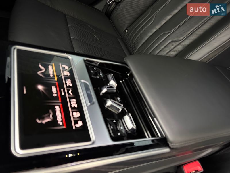 Седан Audi A8 2020 в Києві