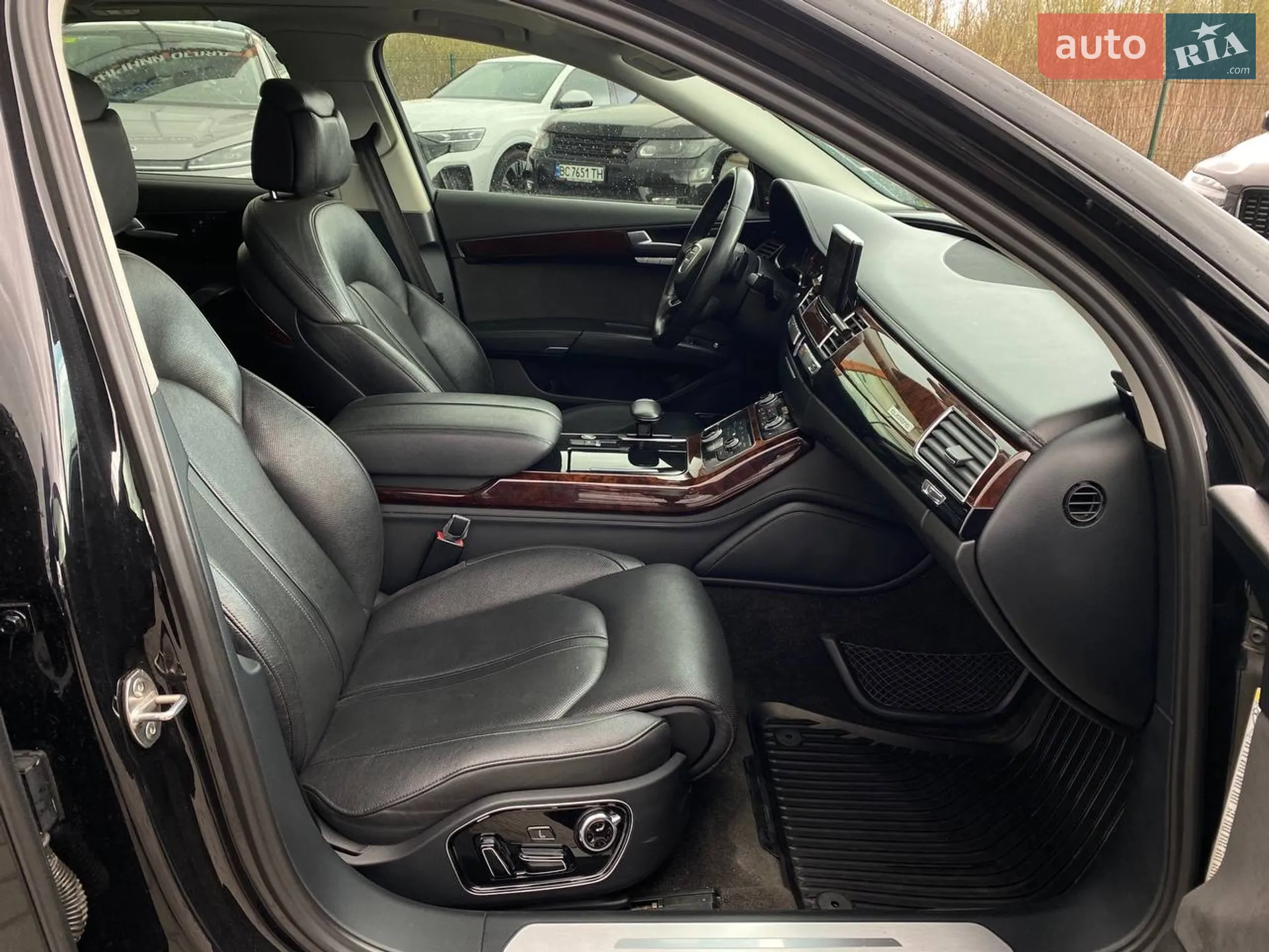 2013 Audi A8 - мініатюра 30