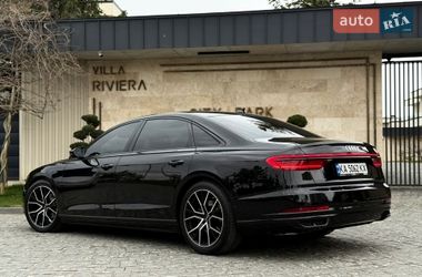 Седан Audi A8 2021 в Львове